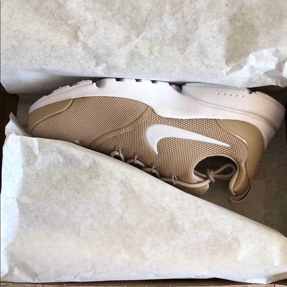 NWT🙌🏻Nike Presto - Picture 3 of 8